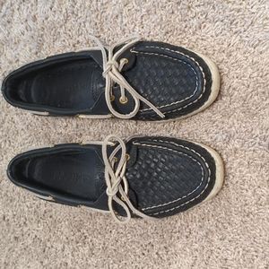 Navy Sperry boat shoes woven size 7
